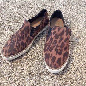 Leopard shoes